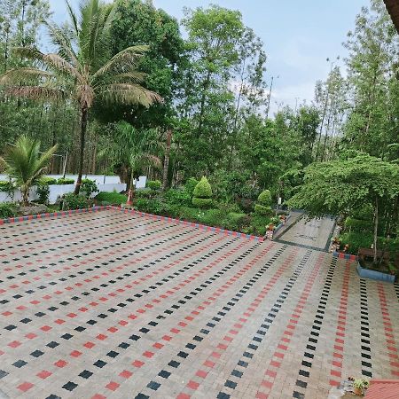 Bluebell Homestay Chikmagalūr Buitenkant foto