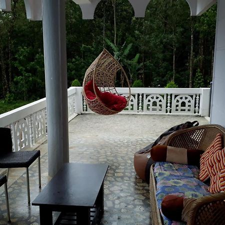 Bluebell Homestay Chikmagalūr Buitenkant foto