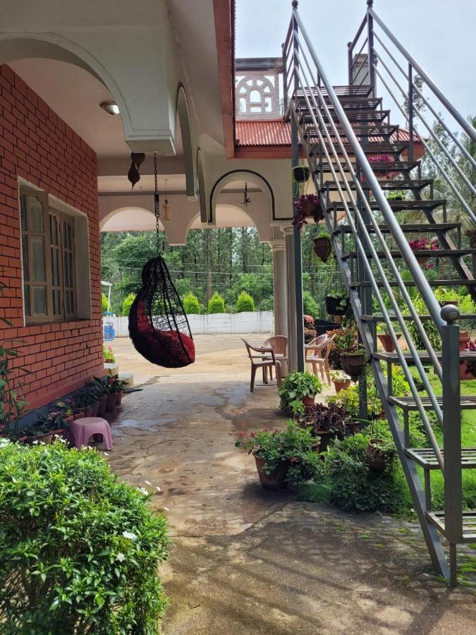 Bluebell Homestay Chikmagalūr Buitenkant foto